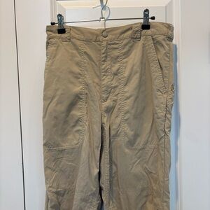 Women’s LL Bean Medium Tall Khaki Utility  Hiking Gardening Pants Medium Tall